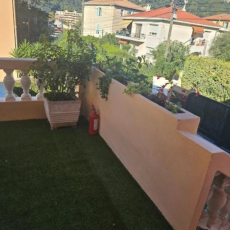 Studio 1 A La Trinite Proche De Nice, Monaco Et L'Italie Екстериор снимка